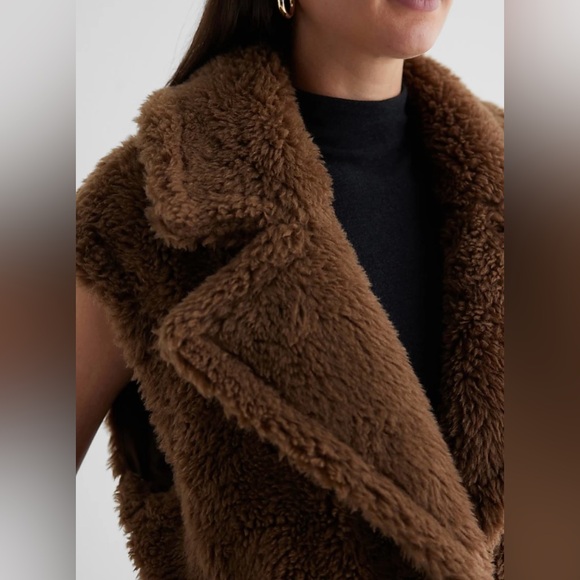 Express Teddy Cinched Back Vest - Picture 5 of 12